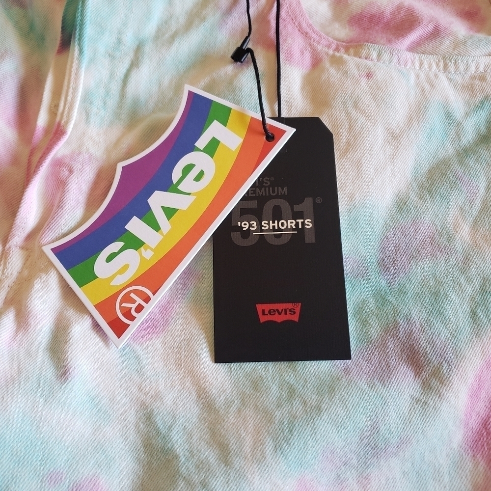 Levi's 501 '93 Shorts with tags - Picture 2 of 4